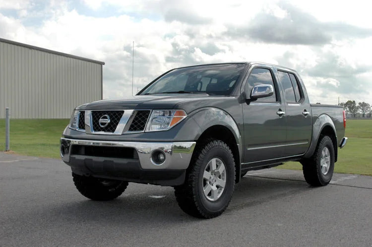 Rough Country 2.5 Inch Leveling Kit | Red Spacers | Nissan Frontier (05-24)/Xterra (05-15) 865RED - Installation View
