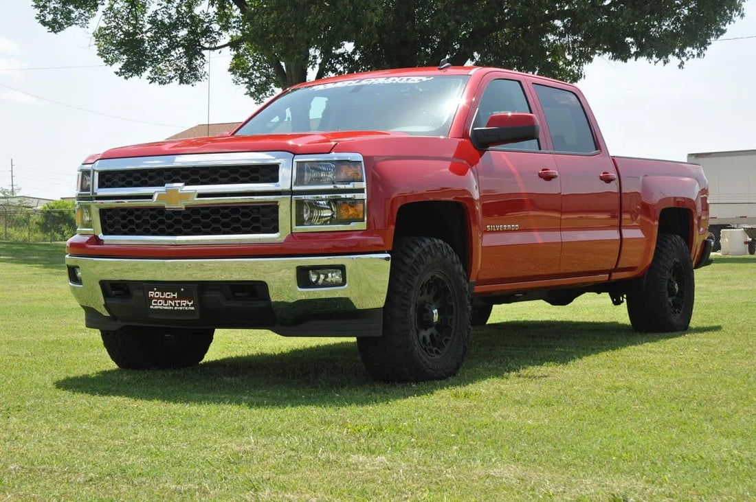 Rough Country 2.5 Inch Leveling Kit | Stamped Steel | Chevy/GMC Sierra 1500 (16-18)/Silverado 1500 (07-18) 1312 - Addition...