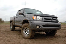 Load image into Gallery viewer, Rough Country 2.5 Inch Leveling Kit | Toyota Tundra 2WD/4WD (2000-2006) 750 - Installation View