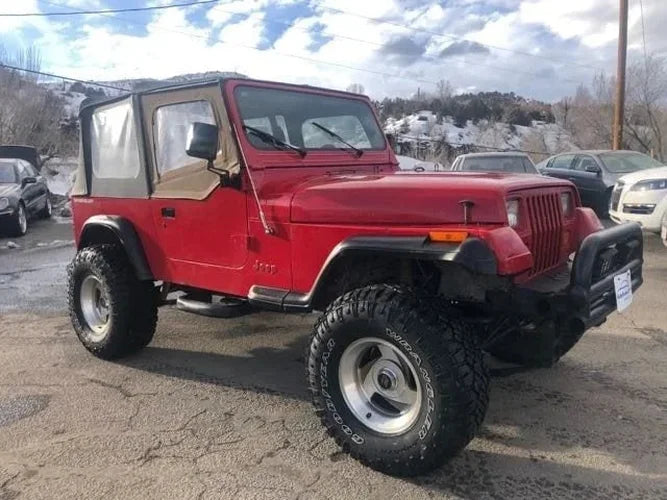 Rough Country 2.5 Inch Lift Kit | Jeep Wrangler YJ 4WD (1987-1995) 615.20 - Side View