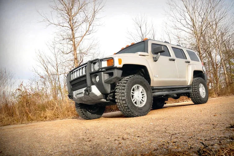Rough Country 2.5 Inch Lift Kit | Multiple Makes & Models (Chevy/GMC/Hummer) 920 - Installation View