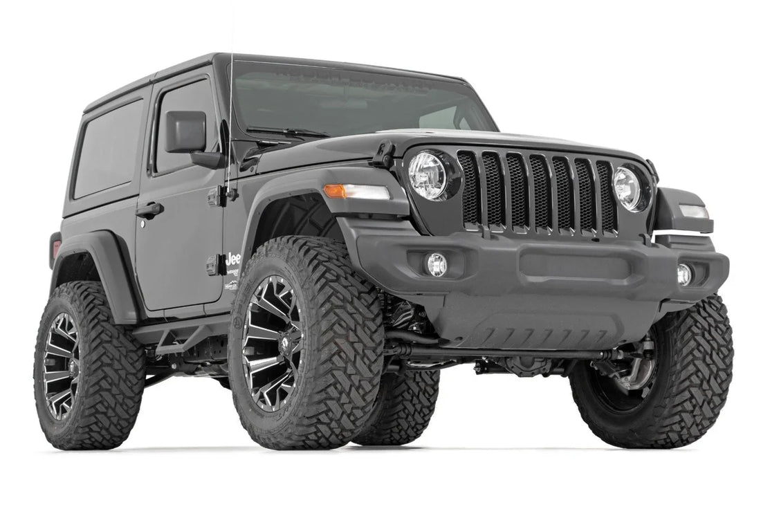 Rough Country 2.5 Inch Lift Kit | Coils | M1R | Jeep Wrangler JL 4WD (2024-2026) - Side View
