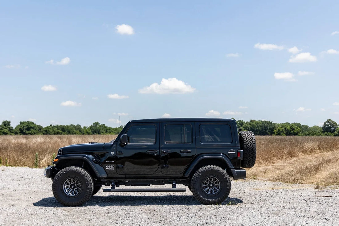 Rough Country 2.5 Inch Lift Kit | Coils | M1R | Jeep Wrangler Unlimited 4WD (2024-2026) - Installation View