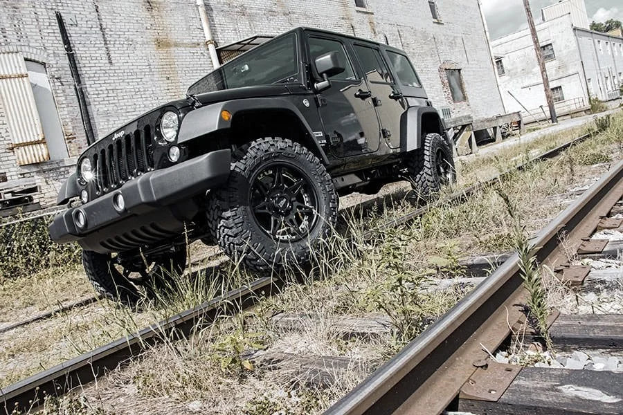 Rough Country 2.5 Inch Lift Kit | Coils | V2 | Jeep Wrangler Unlimited 2WD/4WD (2007-2018) 67970 - Installation View