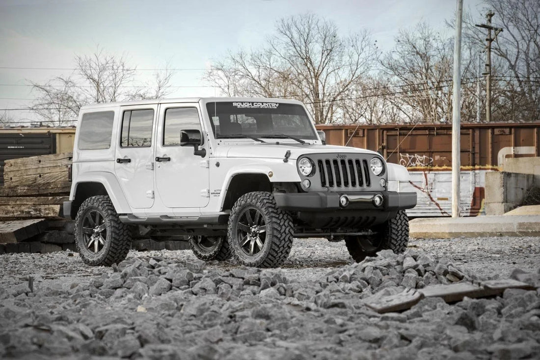 Rough Country 2.5 Inch Lift Kit | Jeep Wrangler Unlimited 2WD/4WD (2007-2018) 901 - Additional View 5