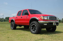 Load image into Gallery viewer, Rough Country 2.5 Inch Lift Kit | Toyota Tacoma 2WD/4WD (1995-2004) 74030 - Installation View