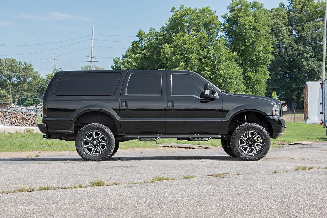 Rough Country 3 Inch Lift Kit | Ford Excursion 4WD (2000-2005) 487.20 - Kit Contents