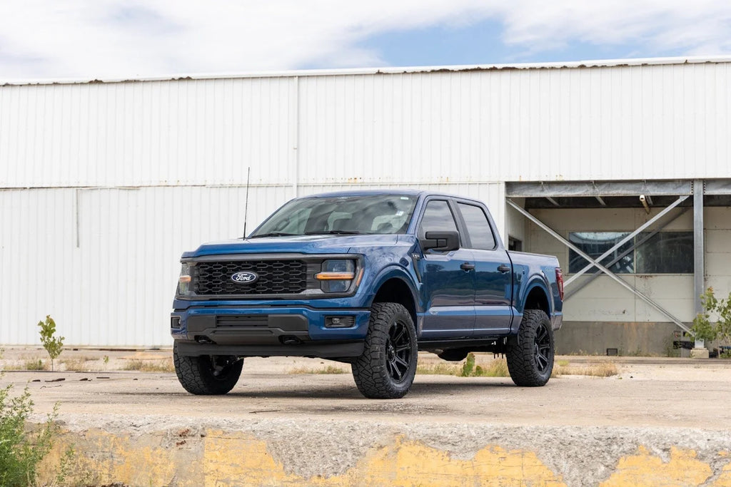Rough Country 3 Inch Lift Kit | Forged UCA | Ford F-150 4WD (2021-2024) 41430 - Installation View