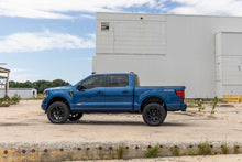 Load image into Gallery viewer, Rough Country 3 Inch Lift Kit | Forged UCA | N3 Struts | Ford F-150 4WD (2021-2024) 41431 - Additional View 6