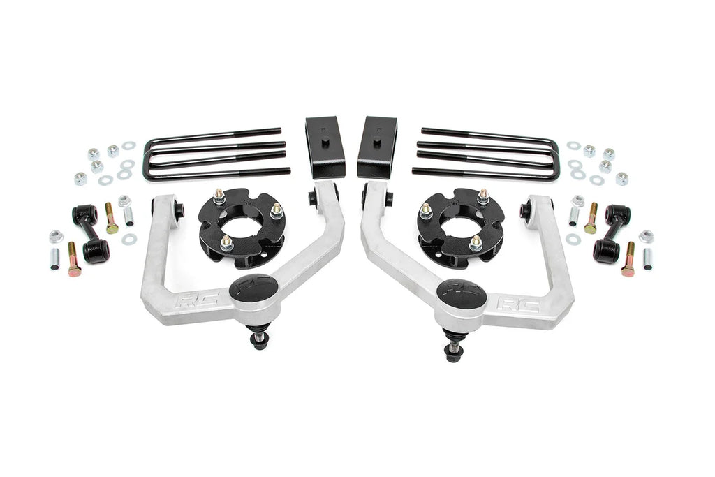 Rough Country 3 Inch Lift Kit | Nissan Titan 2WD/4WD (2004-2024) 83400 - Main Product View