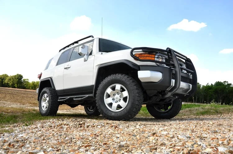 Rough Country 3 Inch Lift Kit | Toyota 4Runner (03-09)/FJ Cruiser (07-14) 2WD/4WD 76530 - Installation View