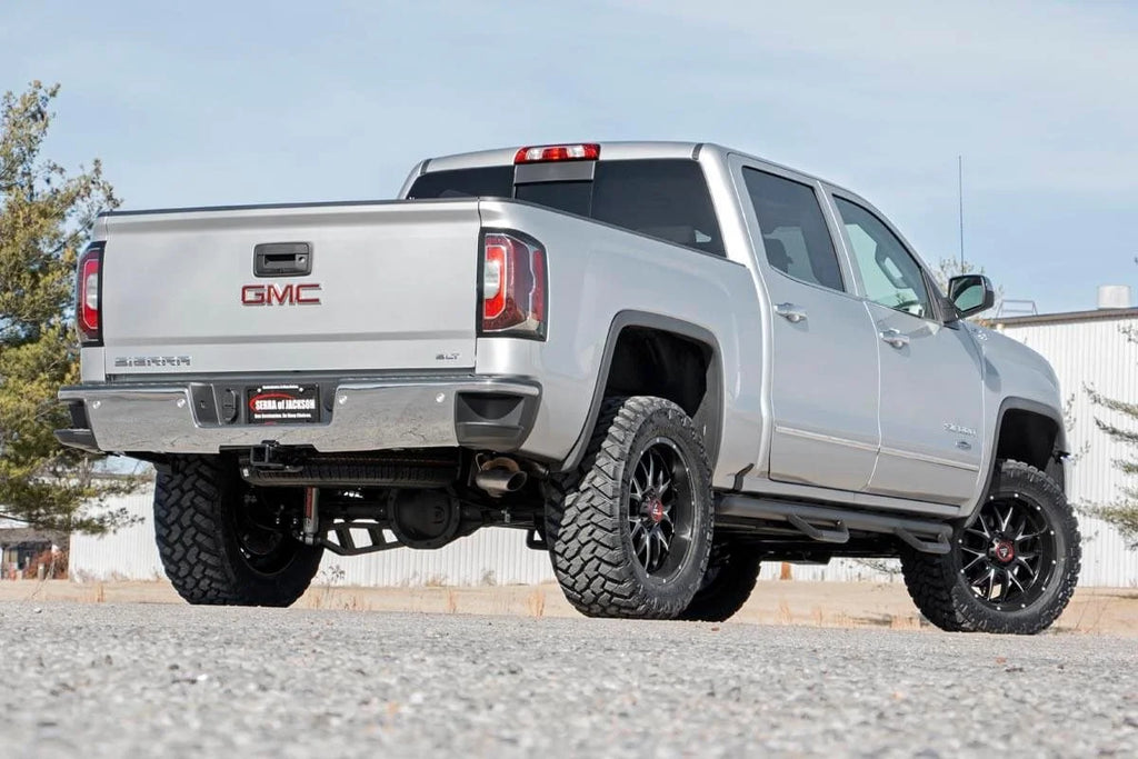 Rough Country 3.5 Inch Lift Kit | Cast Steel LCA | Chevy/GMC 1500 (14-18 & Classic) 12430 - Installation View