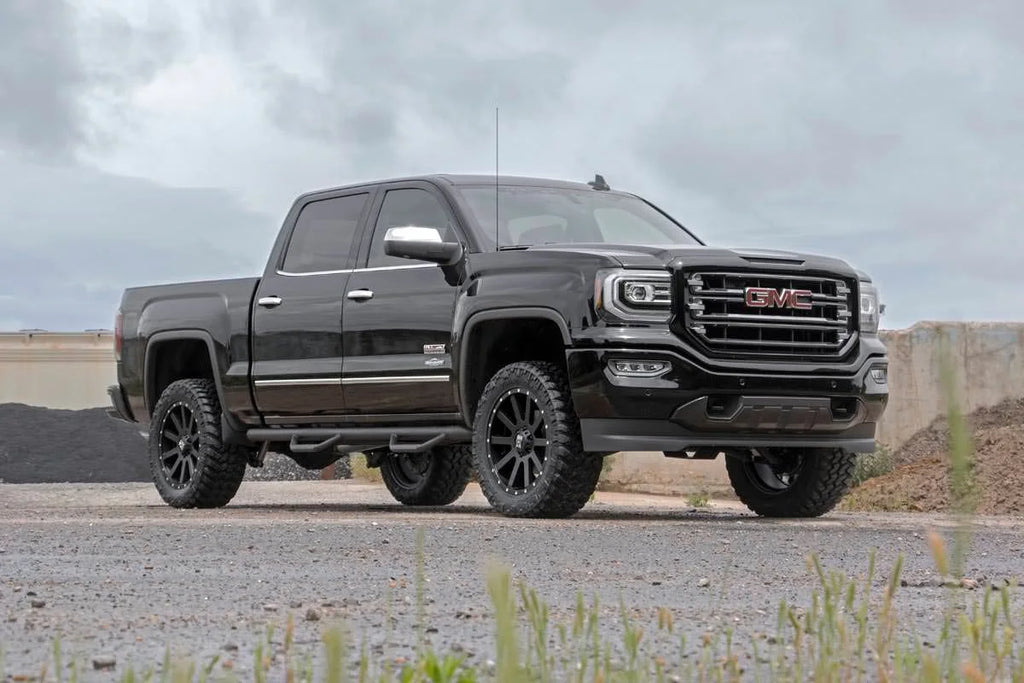 Rough Country 3.5 Inch Lift Kit | Forged UCA | M1 Strut | | Chevy/GMC 1500 (14-16) 19440 - Installation View