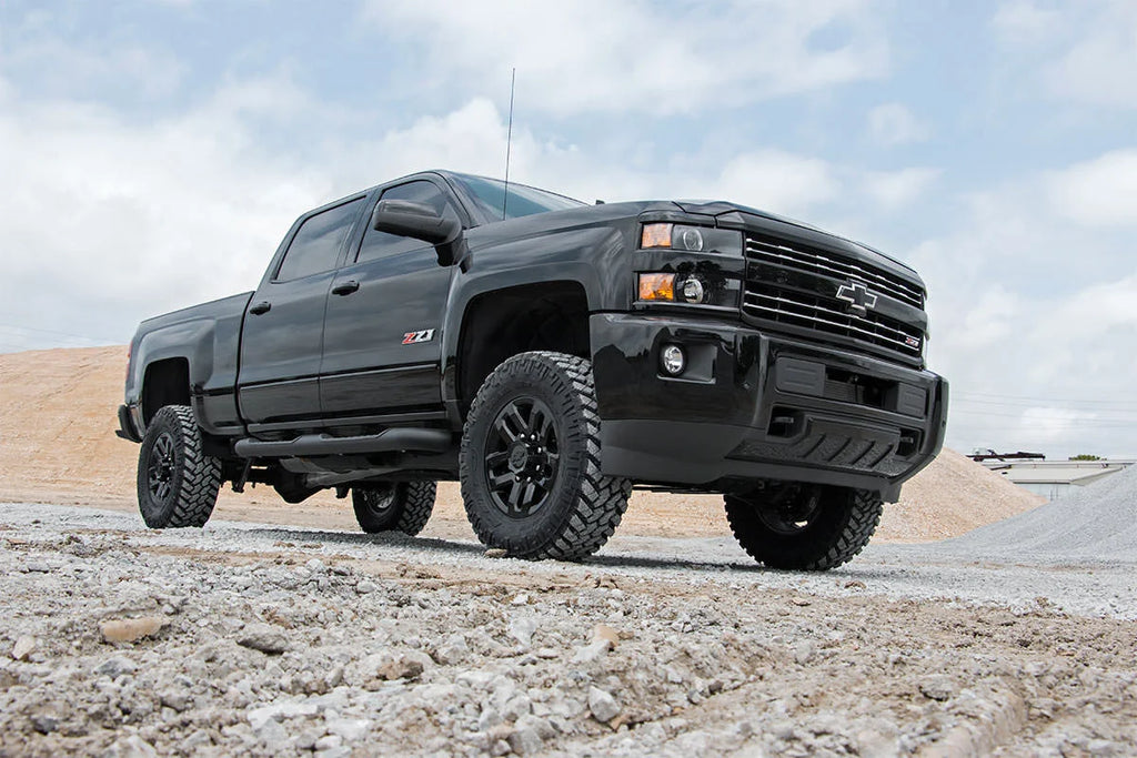 Rough Country 3.5 Inch Lift Kit | M1 | Chevy/GMC 2500HD/3500HD (11-19) 95940 - Installation View