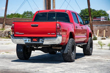 Load image into Gallery viewer, Rough Country 3.5 Inch Lift Kit | UCA | N3 Struts | Toyota Tacoma 4WD (2005-2023) 74232 - Additional View 5