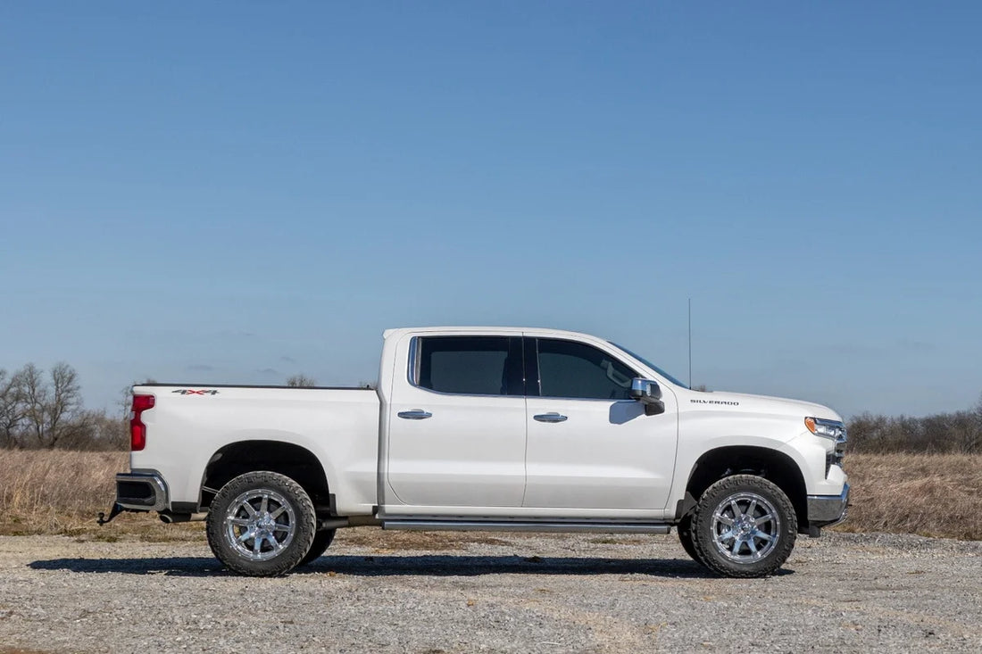Rough Country 3.5 Inch Lift Kit | Vertex | Rear Mono Leaf | Chevy Silverado 1500 (25-26) - Installation View