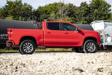 Load image into Gallery viewer, Rough Country 3.5 Inch Lift Kit | Vertex/V2 | Rear Mono Leaf | Chevy Silverado 1500 (22-24) 28257 - Back View