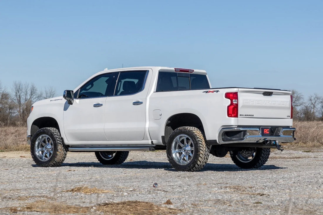 Rough Country 3.5 Inch Lift Kit | Vertex/V2 | Rear Mono Leaf | Chevy Silverado 1500 (25-26) - Additional View 6