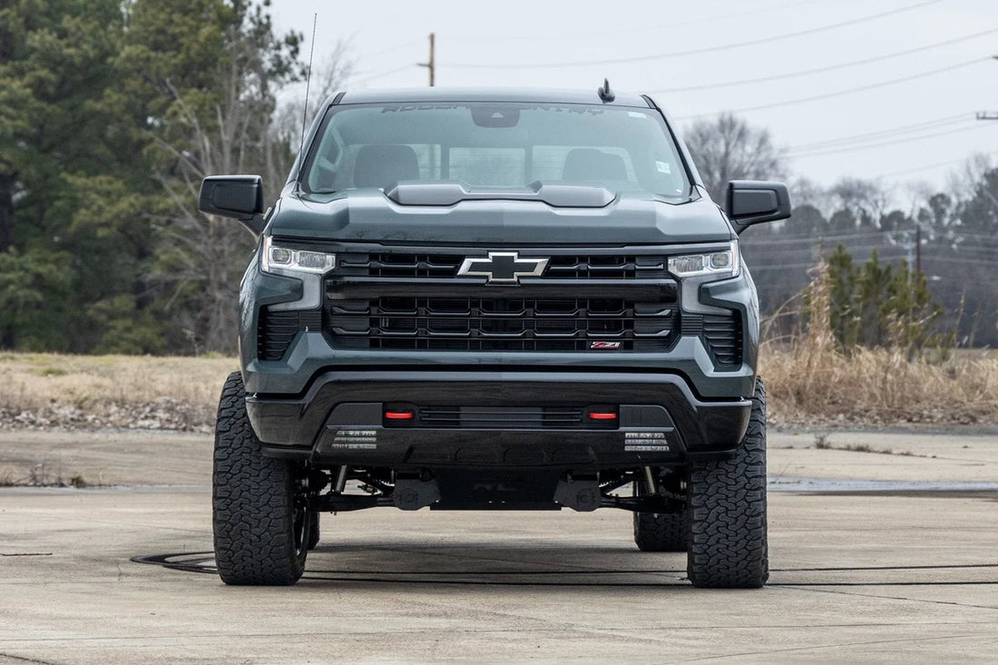 Rough Country 4 Inch Lift Kit | AT4/Trailboss | N3 Struts | Chevy/GMC 1500 (25-26) - Back View