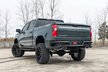 Load image into Gallery viewer, Rough Country 4 Inch Lift Kit | AT4/Trailboss | Vertex/V2 | Chevy/GMC 1500 (25-26) - Additional View 6