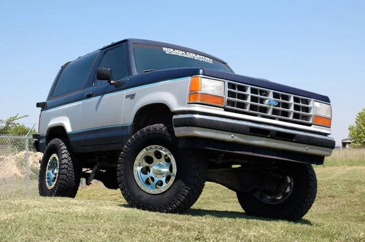Rough Country 4 Inch Lift Kit | Ford Bronco II 4WD (1984-1990) 43530 - Installation View