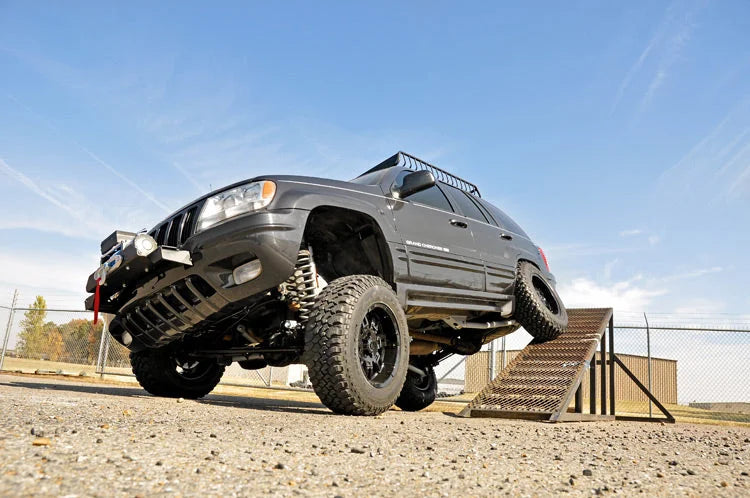 Rough Country 4 Inch Lift Kit | Long Arm | Jeep Grand Cherokee WJ 4WD (1999-2004) 90820 - Installation View