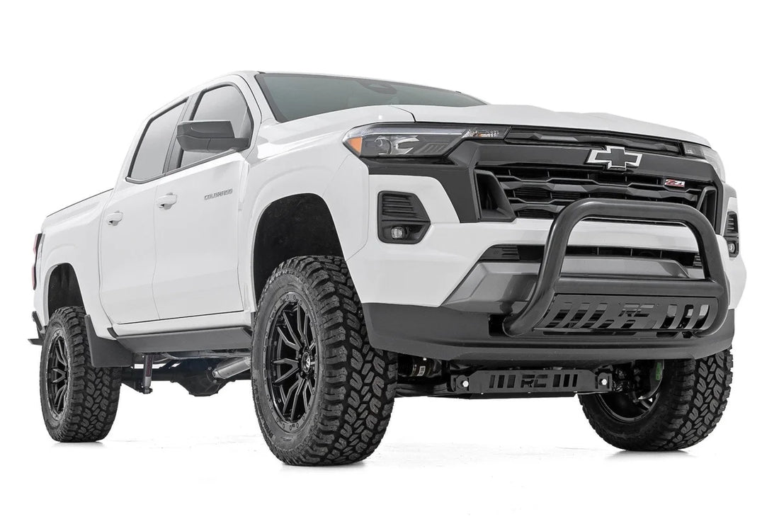 Rough Country 4 Inch Lift Kit | M1 Struts | Chevy/GMC Canyon (23-25)/Colorado (23-26) - Side View