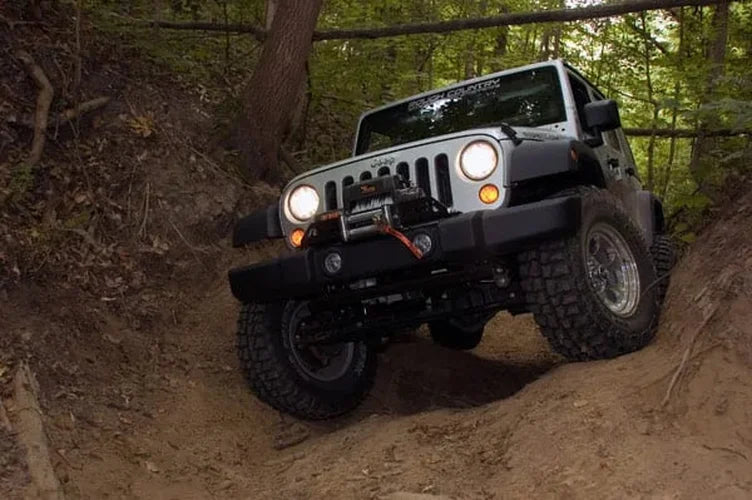 Rough Country 4 Inch Lift Kit | M1R | Jeep Wrangler Unlimited 2WD/4WD (2007-2018) - Installation View