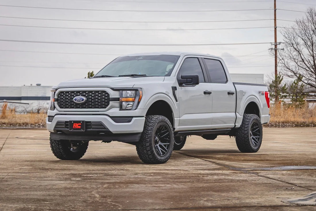 Rough Country 4 inch Lift Kit | Forged UCA | M1/M1 | No Cut | Ford F-150 4WD (2021-2025) - Installation View