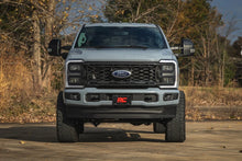 Load image into Gallery viewer, Rough Country 4.5 Inch Lift  | C/O V2 | Ford F-250/F-350 Super Duty 4WD (2023-2026) - Additional View 5