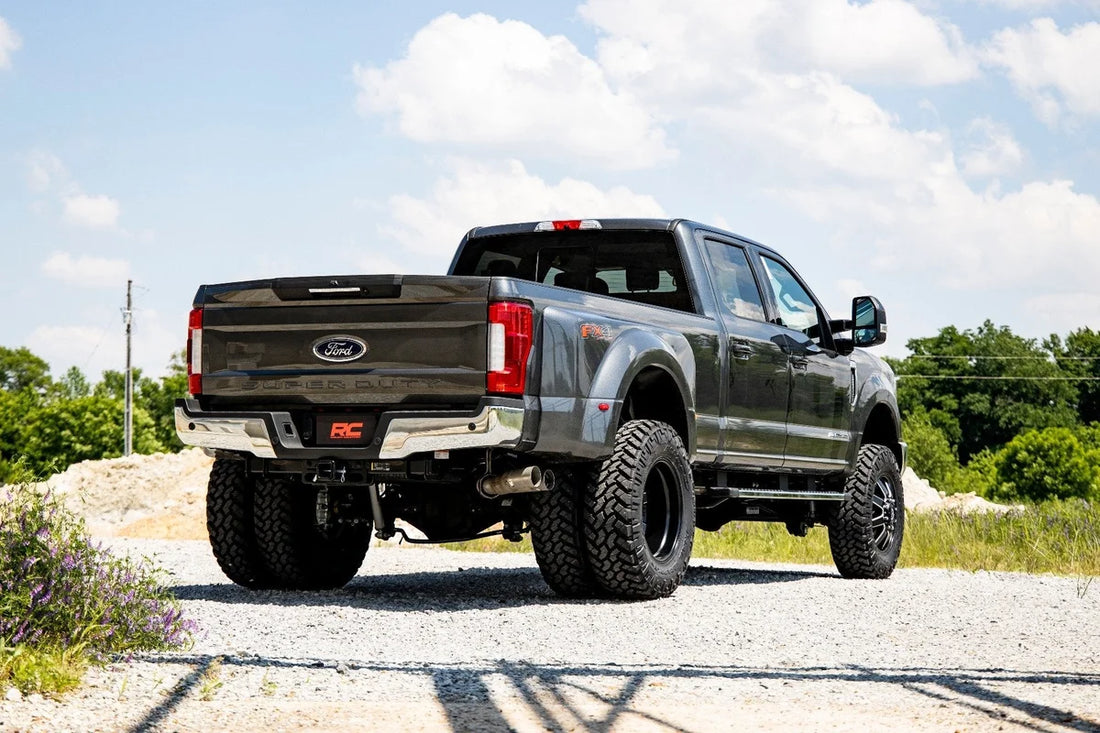 Rough Country 4.5 Inch Lift Kit | Dually| Vertex | Ford F-350 Super Duty 4WD (2017-2022) 55950 - Back View