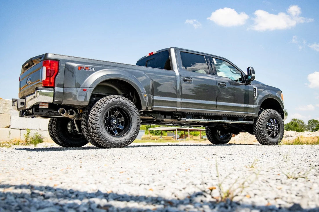 Rough Country 4.5 Inch Lift Kit | Dually| Vertex | Ford F-350 Super Duty 4WD (2017-2022) 55950 - Additional View 6