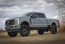 Load image into Gallery viewer, Rough Country 4.5 Inch Lift Kit | Radius Arm | Diesel | M1 | Ford F-250/F-350 Super Duty (23-26) - Additional View 6