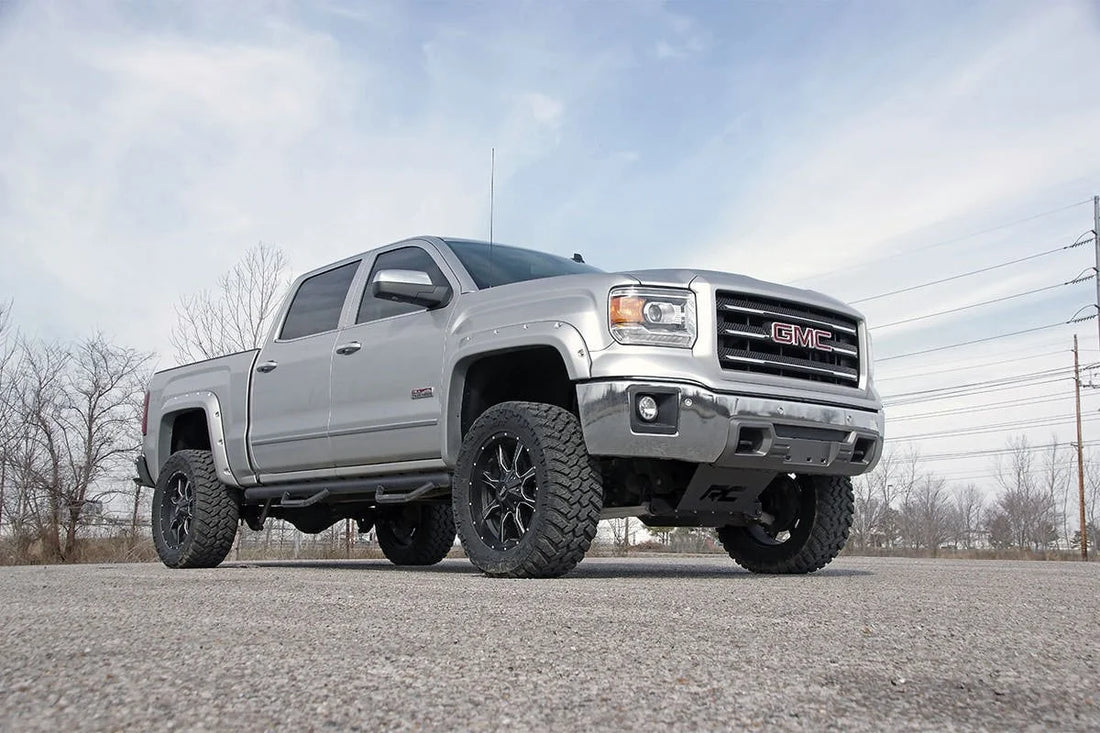 Rough Country 5 Inch Lift Kit | Cast Steel | Chevy/GMC 1500 4WD (14-18 & Classic) 22330 - Angled View