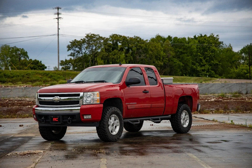 Rough Country 5 Inch Lift Kit | Chevy Silverado & GMC Sierra 1500 2WD (2007-2013) 10830 - Additional View 5
