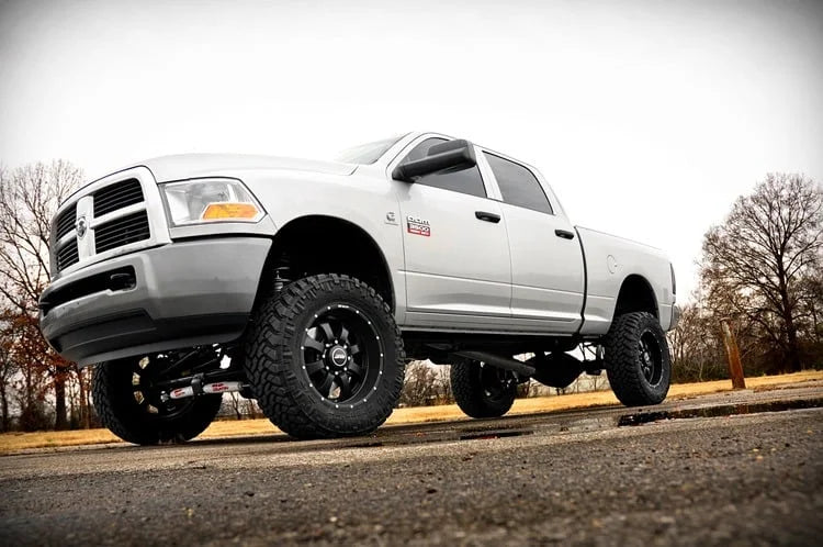 Rough Country 5 Inch Lift Kit | M1 | Ram 2500 (11-13)/3500 (11-12) 4WD - Installation View