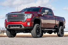 Load image into Gallery viewer, Rough Country 5 Inch Lift Kit | NTD | w/ Overloads | Chevy/GMC 2500HD/3500HD (20-26) - Side View