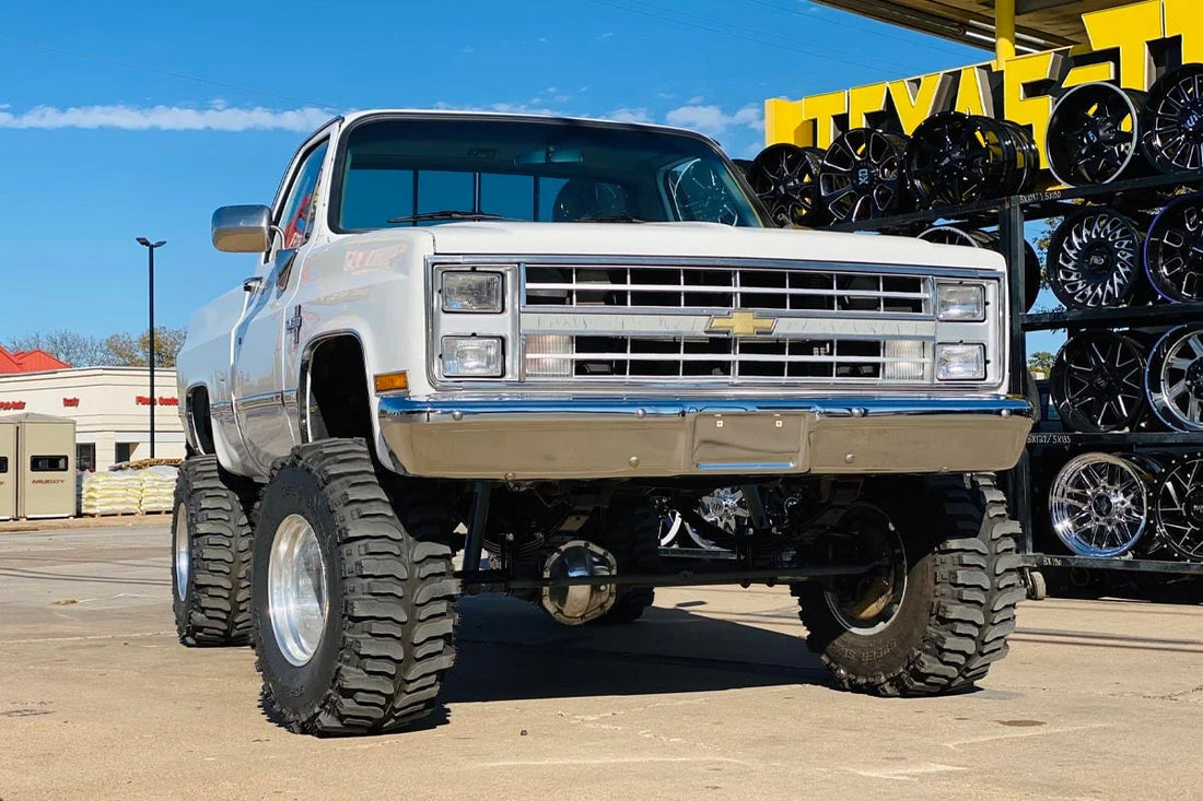 Rough Country 6 Inch Lift Kit | 56 Inch Rear Springs | Chevy/GMC C10/K10 C15/K15 Truck/Jimmy (77-87) 21430 - Additional Vi...