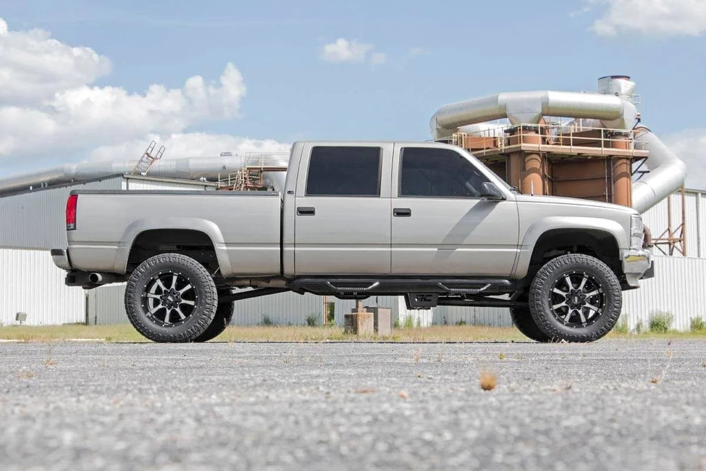 Rough Country 6 Inch Lift Kit | 8-Lug | Chevy 3/4-Ton Suburban/C2500/K2500 Truck/C3500/K3500 Truck (88-00) 16130 - Back View