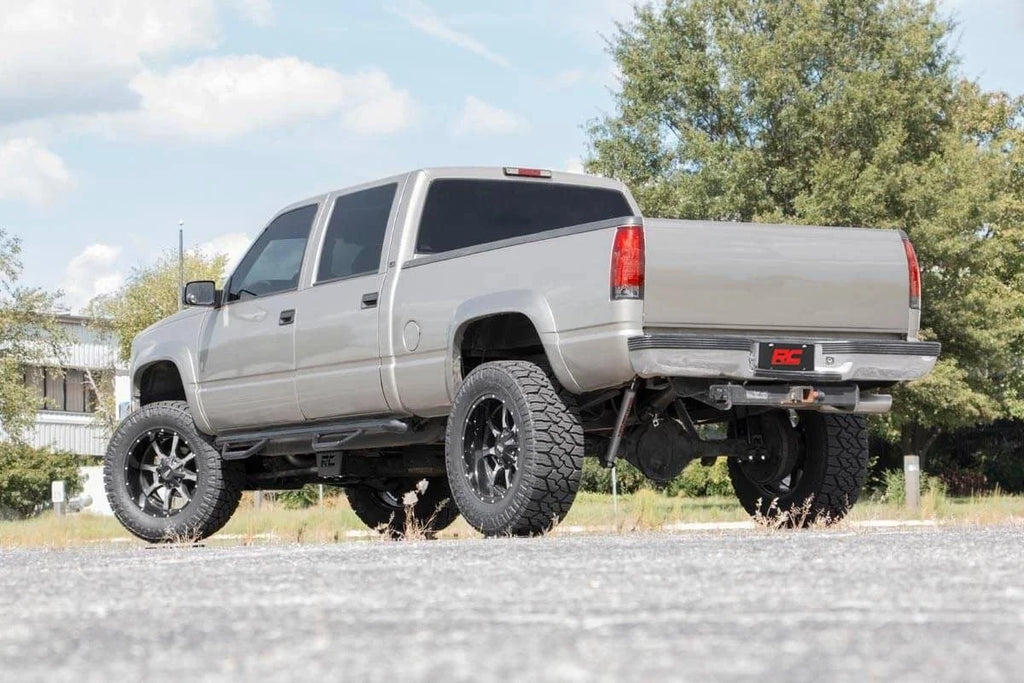 Rough Country 6 Inch Lift Kit | 8-Lug | Chevy 3/4-Ton Suburban/C2500/K2500 Truck/C3500/K3500 Truck (88-00) 16130 - Additio...