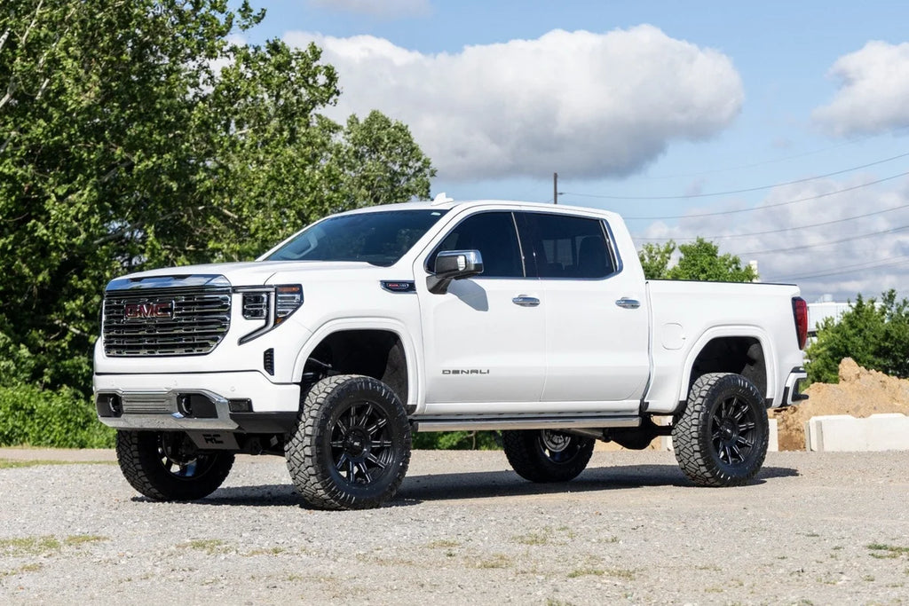 Rough Country 6 Inch Lift Kit | Adaptive Ride Control | Chevy/GMC 1500 (25-26) - Side View