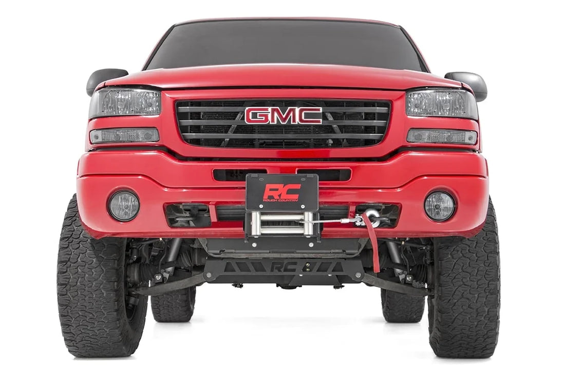 Rough Country 6 Inch Lift Kit | Chevy Silverado & GMC Sierra 1500 4WD (1999-2006 & Classic) 27220A - Installation View