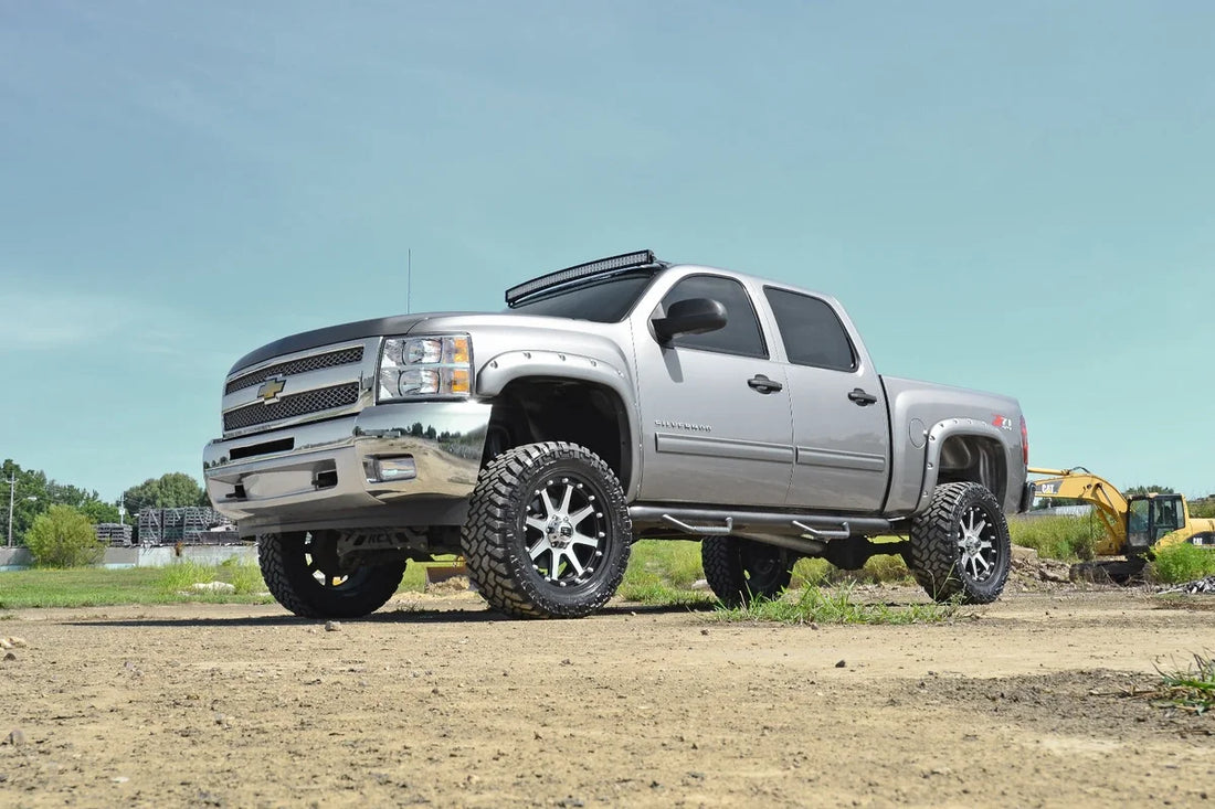 Rough Country 6 Inch Lift Kit | Chevy Silverado & GMC Sierra 1500 4WD (2007-2013) 23630 - Side View