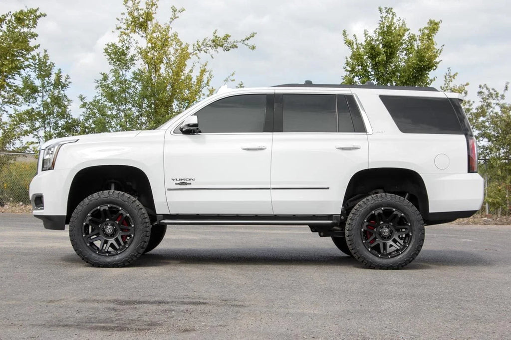 Rough Country 6 Inch Lift Kit | Chevy/GMC Tahoe/Yukon 4WD (2015-2020) 16330 - Installation View