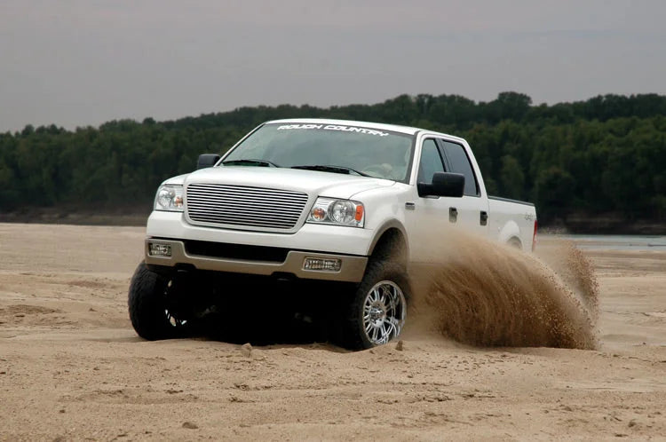 Rough Country 6 Inch Lift Kit | Ford F-150 4WD (2004-2008) 54620 - Installation View