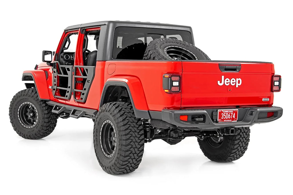 Rough Country 6 Inch Lift Kit | Jeep Gladiator JT 4WD (2020-2023) 91230 - Installation View
