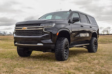 Load image into Gallery viewer, Rough Country 6 Inch Lift Kit | M1 Struts | Chevy/GMC Tahoe/Yukon 4WD (2021-2024) - Side View