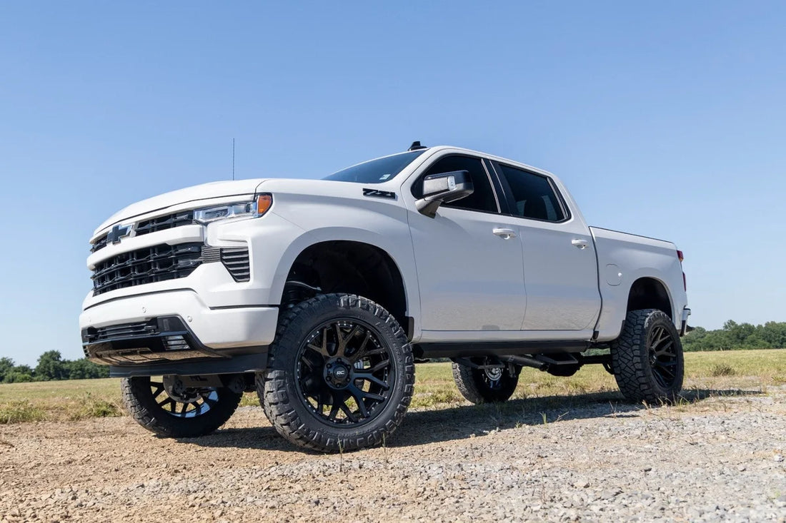 Rough Country 6 Inch Lift Kit | M1 Struts/M1 | Chevy Silverado 1500 4WD (2025-2026) - Additional View 6
