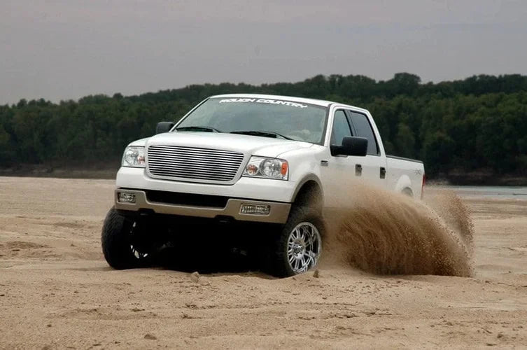 Rough Country 6 Inch Lift Kit | N3 Struts | Ford F-150 4WD (2004-2008) 54623 - Installation View