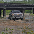 Load image into Gallery viewer, Rough Country 6 Inch Lift Kit | N3 Struts | Chevy/GMC 1500 4WD (07-13) 23633 - Installation View